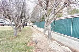 1350 N Main St, Mapleton, UT 84664 - Photo 37