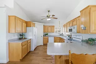 180 N 1100 St E, Washington, UT 84780 - Photo 3