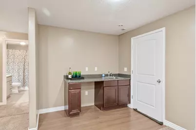 589 W 25 N, Clearfield, UT 84015 - Photo 17