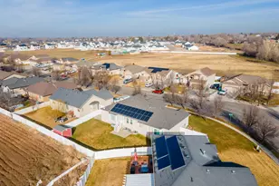 589 W 25 N, Clearfield, UT 84015 - Photo 25