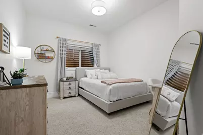 136 N Fairway Dr E, North Salt Lake, UT 84054 - Photo 23