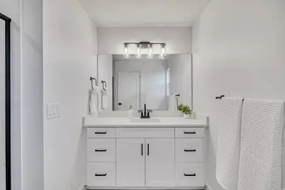 7633 S Woodtrail Way E, Sandy, UT 84047 - Photo 15