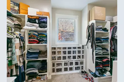 8330 S Danish Rd S, Cottonwood Heights, UT 84093 - Photo 39