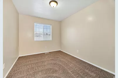 2 N Somerset Pl W, Logan, UT 84341 - Photo 11