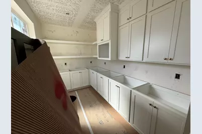 1547 N 275 W #5, Orem, UT 84057 - Photo 9