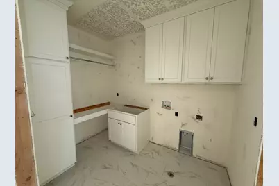 1547 N 275 W #5, Orem, UT 84057 - Photo 21