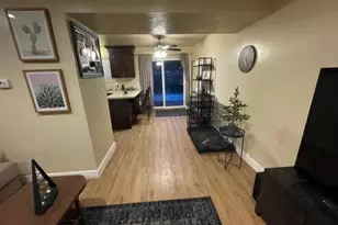 1997 E Parkridge Dr, Cottonwood Heights, UT 84121 - Photo 9