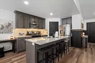 1151 W Honeycomb Dr, Grantsville, UT 84029 - Photo 11