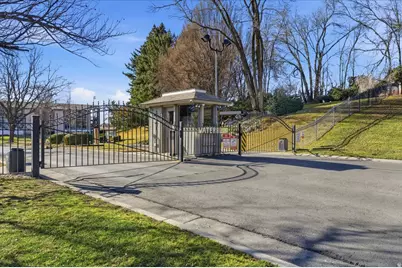 5809 S Waterbury Dr Dr #D, Salt Lake City, UT 84121 - Photo 25