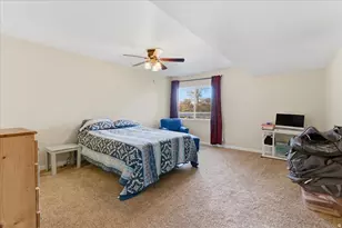 5809 S Waterbury Dr Dr, Salt Lake City, UT 84121 - Photo 15