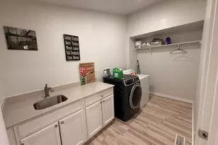 1208 S Hamblin Dr W, Kanab, UT 84741 - Photo 11