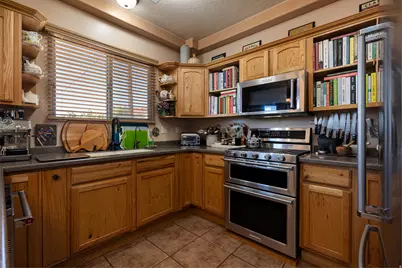 320 W Los Barancos Ln, Kanab, UT 84741 - Photo 11