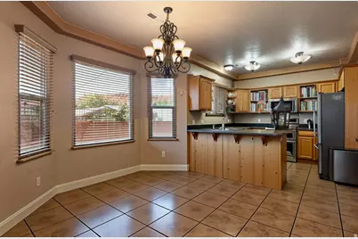 320 W Los Barancos Ln, Kanab, UT 84741 - Photo 9