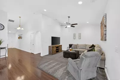 940 N Skipton W, North Salt Lake, UT 84054 - Photo 5