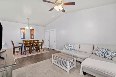 1776 W Newcastle Ln S #301, Saratoga Springs, UT 84045 - Photo 13