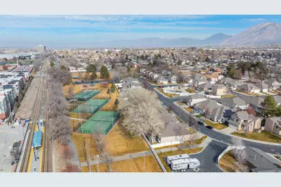 9928 S Cascade Dr, Sandy, UT 84070 - Photo 29