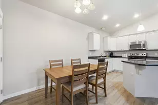 282 W 605 N, Centerville, UT 84014 - Photo 13