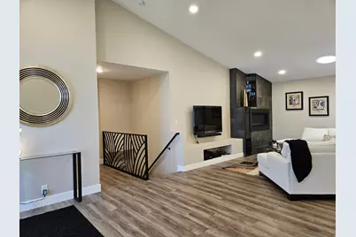 151 E Emilee Kaye Cir, Sandy, UT 84070 - Photo 9