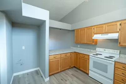 648 W Hale Ave, Moab, UT 84532 - Photo 11