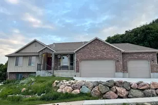414 Juniper Ct, Wellsville, UT 84339 - Photo 1