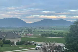 414 Juniper Ct, Wellsville, UT 84339 - Photo 17