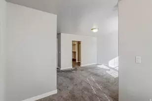 5653 W Pelican Ridge Ln, West Valley, UT 84118 - Photo 23