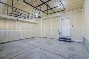 5653 W Pelican Ridge Ln, West Valley, UT 84118 - Photo 11