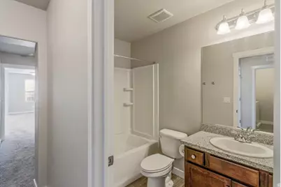 5653 W Pelican Ridge Ln, West Valley, UT 84118 - Photo 31
