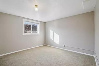 468 W 3200 S, Bountiful, UT 84010 - Photo 11