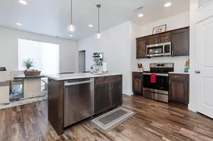 533 Blue Lk St, Garden City, UT 84028 - Photo 3