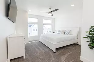 533 Blue Lk St, Garden City, UT 84028 - Photo 15