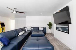 533 Blue Lk St, Garden City, UT 84028 - Photo 21