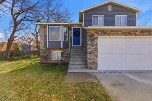 1048 E Cherry Ln, Layton, UT 84040 - Photo 23