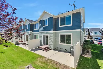 15077 S Gallant Dr W, Bluffdale, UT 84065 - Photo 3