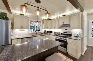 4558 S 300 W, Washington Terrace, UT 84405 - Photo 7