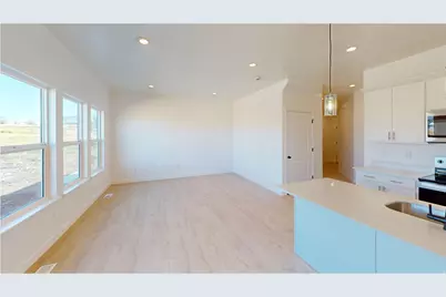 337 E 1480 N #37, Salem, UT 84653 - Photo 5