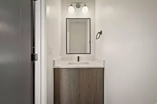 587 E Savvy Cv S, Salt Lake City, UT 84107 - Photo 7