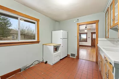 687 E 6th Ave, Salt Lake City, UT 84103 - Photo 17