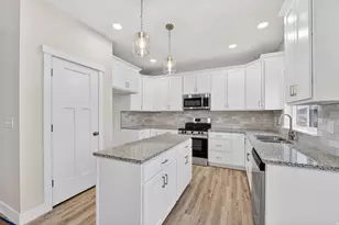 5781 S Tripp Ln, Murray, UT 84123 - Photo 9