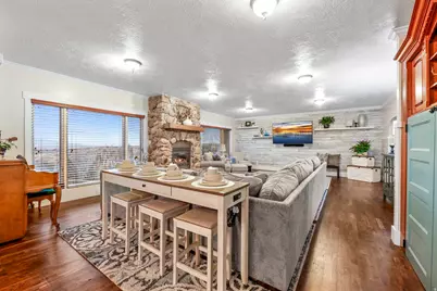 2342 E Charros Rd, Sandy, UT 84092 - Photo 9