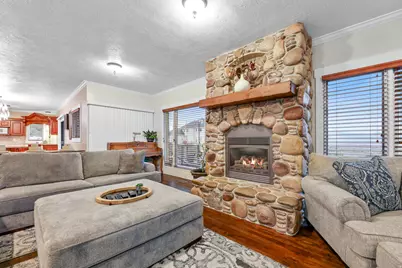 2342 E Charros Rd, Sandy, UT 84092 - Photo 7