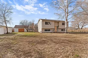 1593 E 6600 S, Uintah, UT 84405 - Photo 3