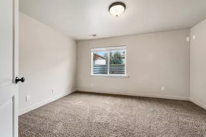 1535 N 950 W, Orem, UT 84057 - Photo 35