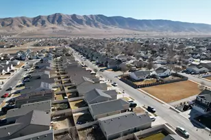 1663 E Shadow Dr, Eagle Mountain, UT 84005 - Photo 29