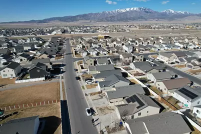 1663 E Shadow Dr, Eagle Mountain, UT 84005 - Photo 33