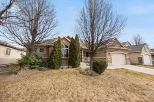 2216 N 2500 W, Lehi, UT 84043 - Photo 31