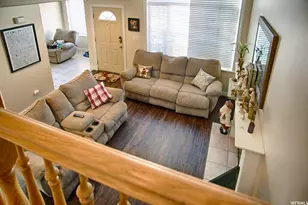 227 S South Majestic Meadows Dr Dr W, Payson, UT 84651 - Photo 3