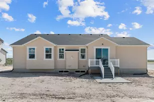 3828 W 2300 N, Clinton, UT 84015 - Photo 5