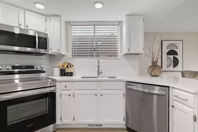 1310 W Countrywood Ln, West Jordan, UT 84088 - Photo 13