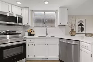 1310 W Countrywood Ln, West Jordan, UT 84088 - Photo 13